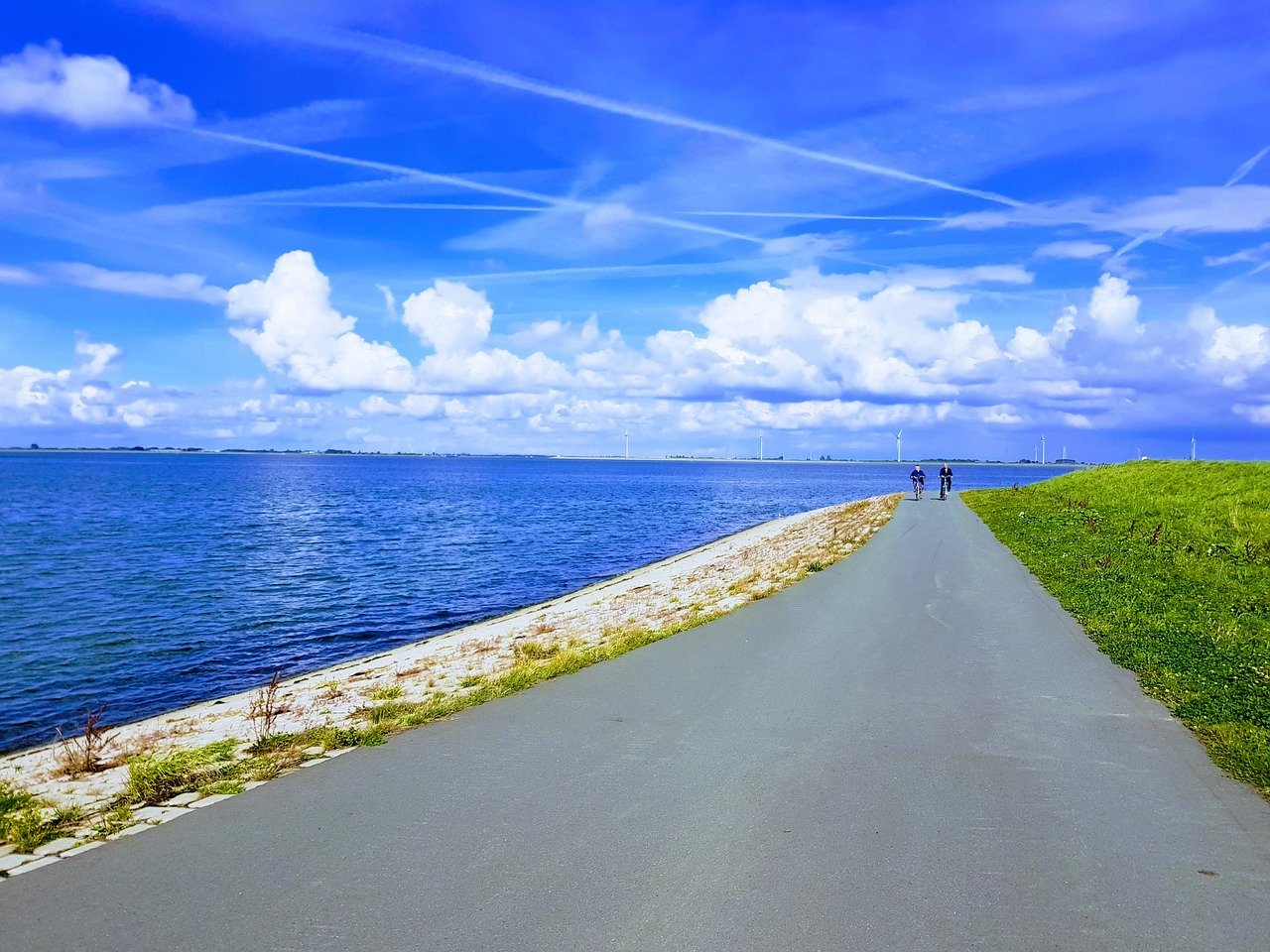 Dijk in Nederland - Frank Hartel via Pixabay